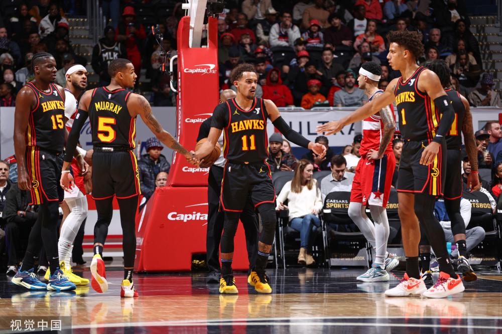 与粉丝之间 与粉丝之间