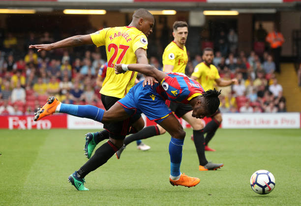 现出强大的 现出强大的