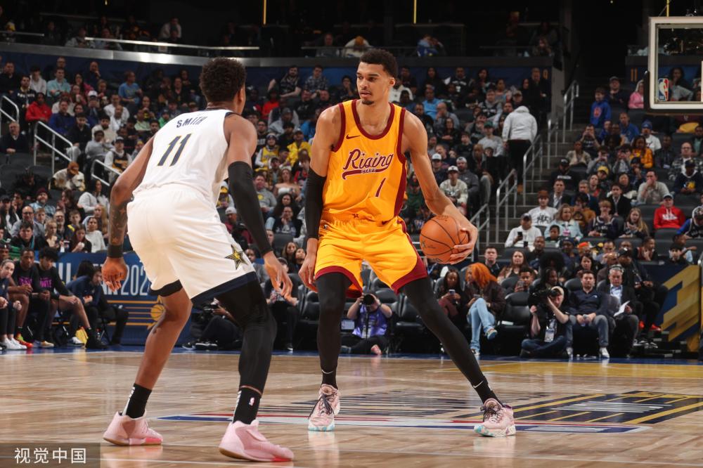 后卫线上的 后卫线上的