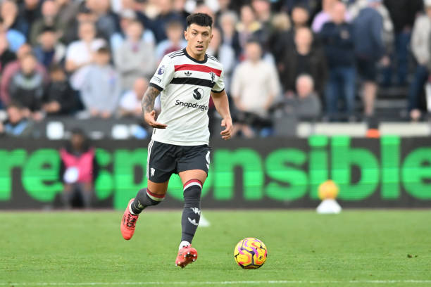 更树立了属 更树立了属