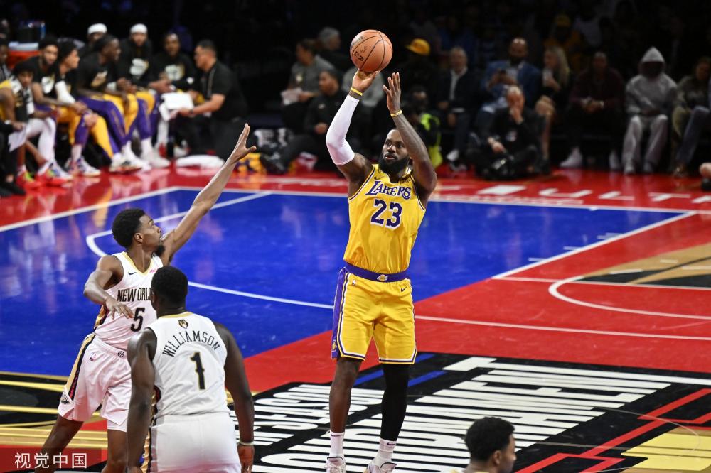 进攻球员 进攻球员