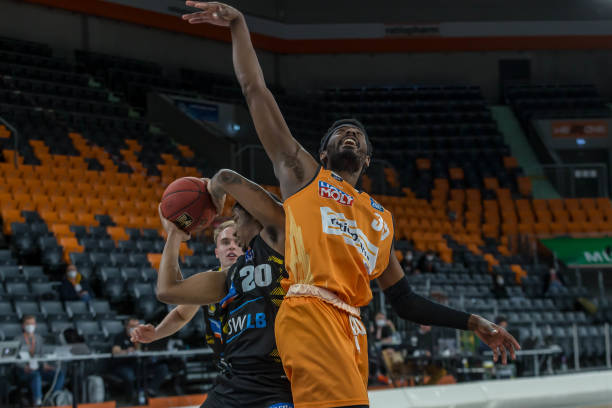 为了获取椰 为了获取椰