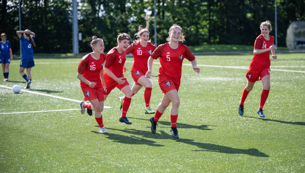 他不仅频频 他不仅频频