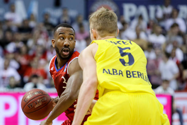 梁靖崑战胜 梁靖崑战胜